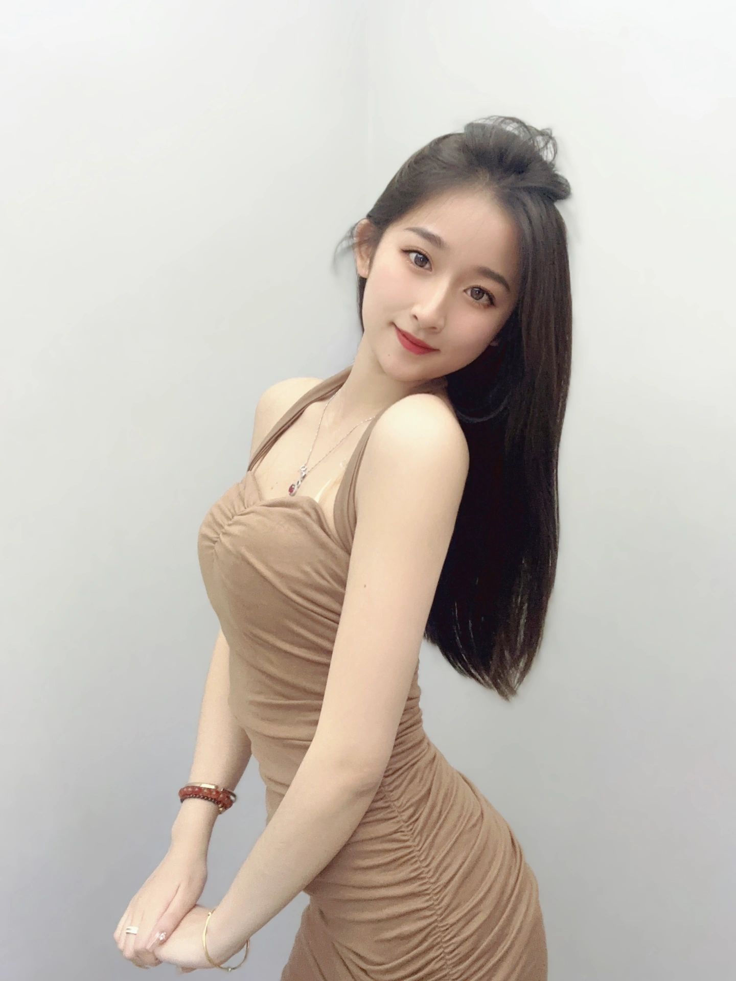 115129mab56q5zthncziin.jpg