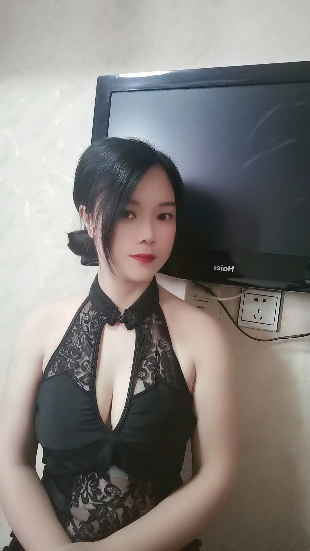 155633k3ly56v9w23c6y35.jpg