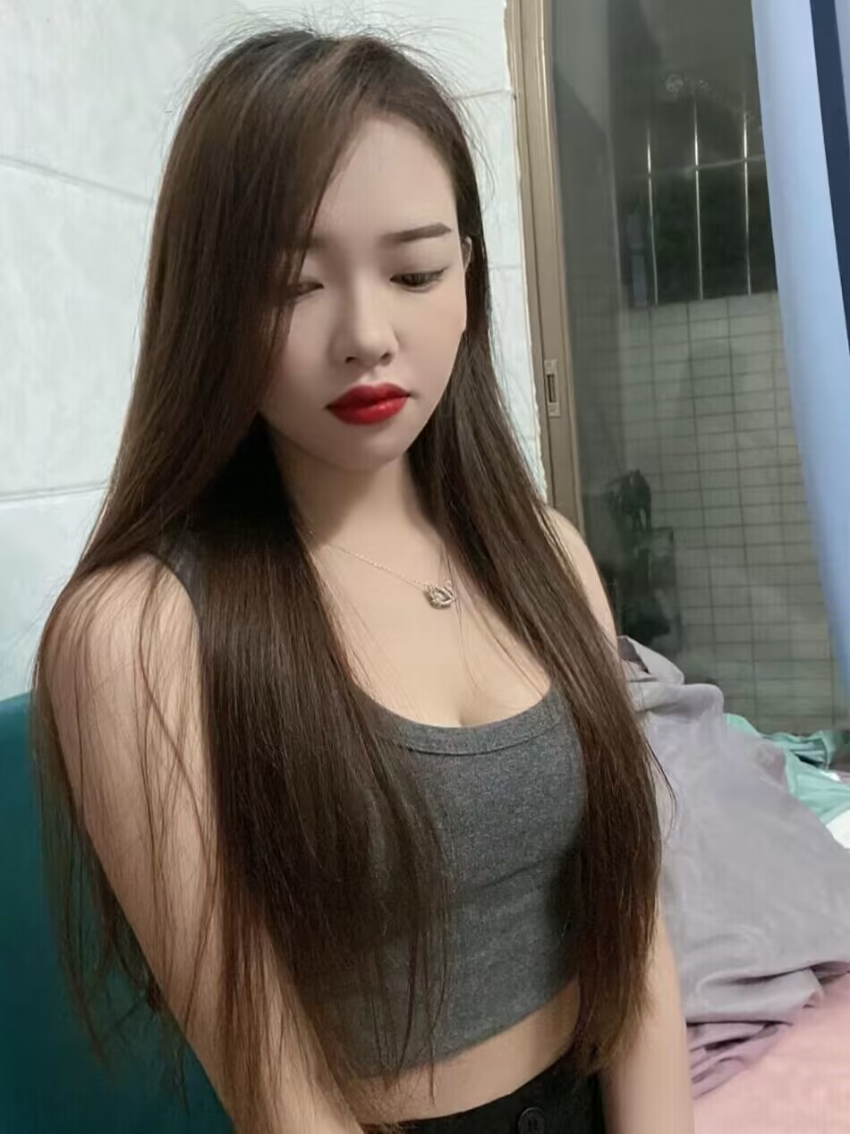 215731euoi4on9znfu8ymx.jpg