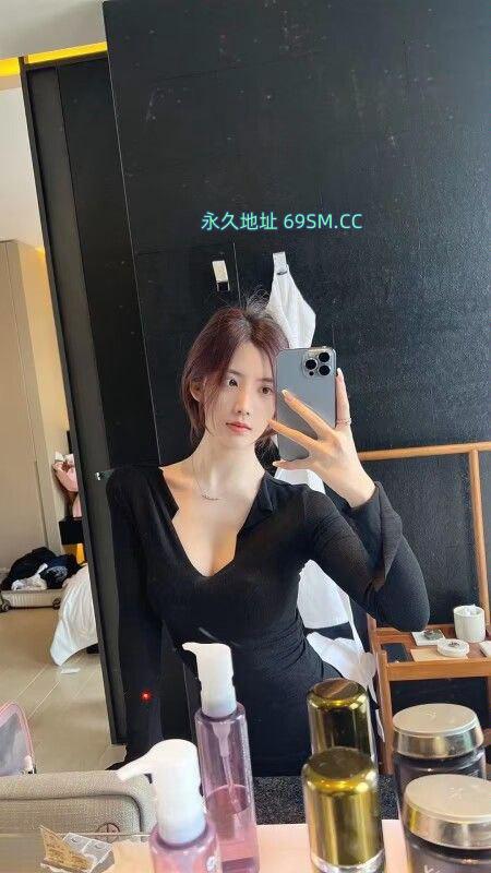219d2bd81icR.jpg