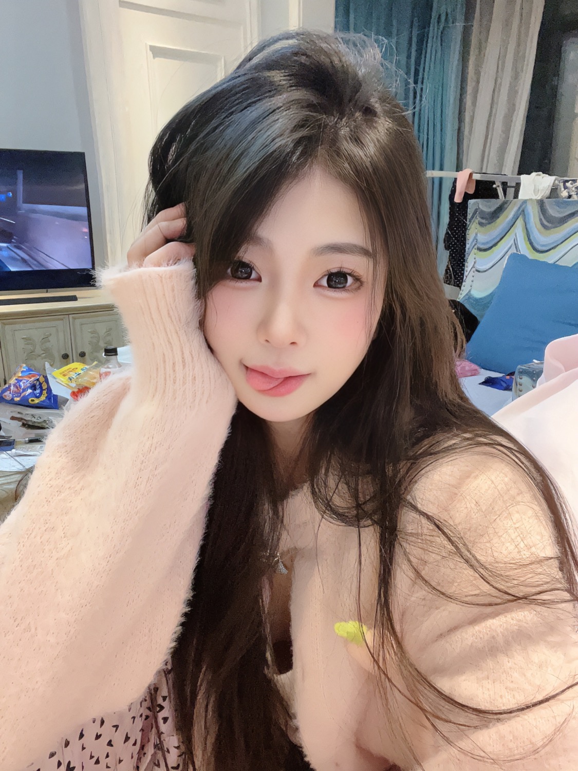 095846vggk8slzwct0g8la.jpg