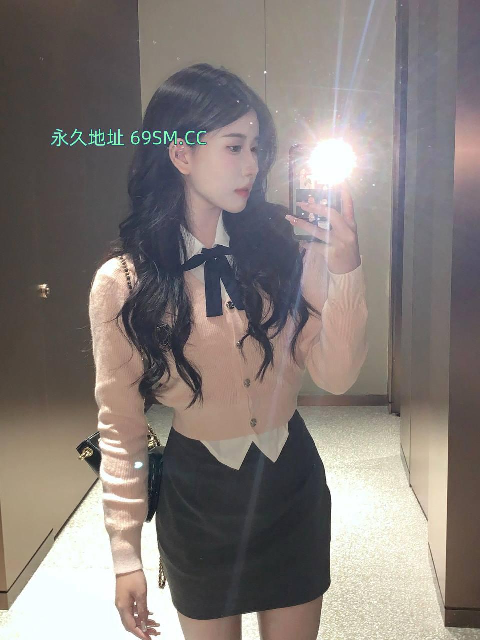 4235412bNxvJ.jpg
