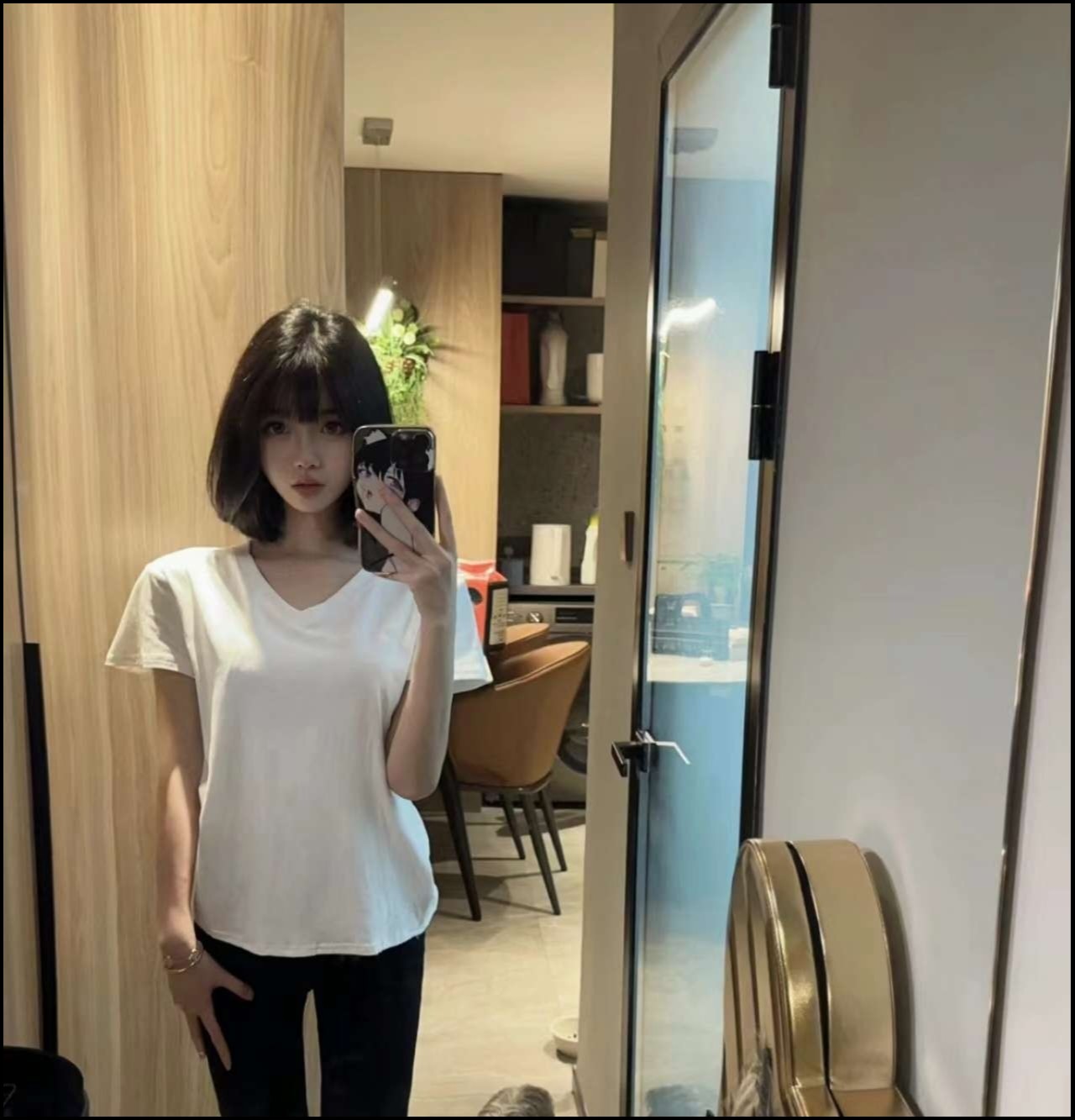 71ba9a9e97160b0591d6671f216668ca.jpg