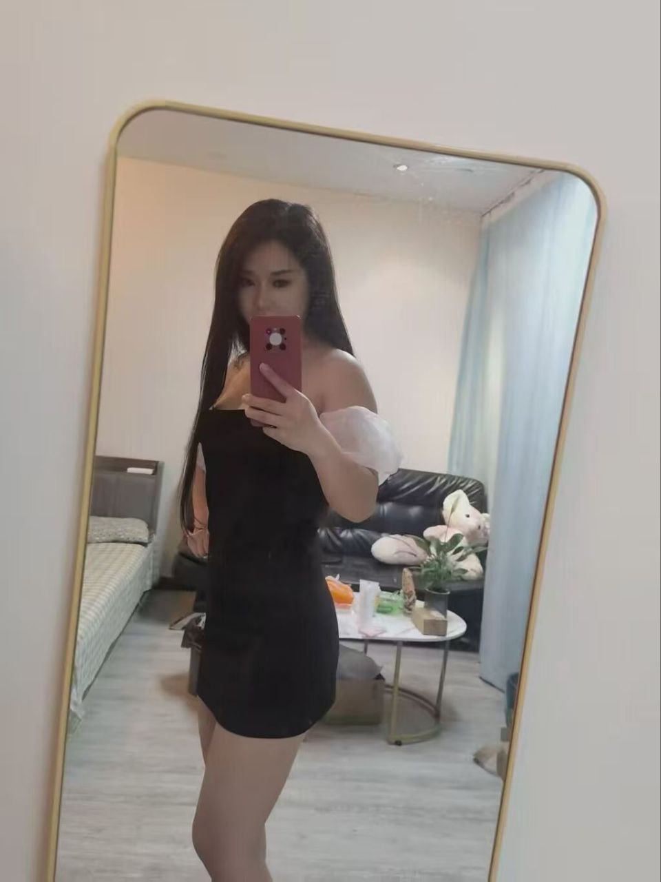 142043885.jpg